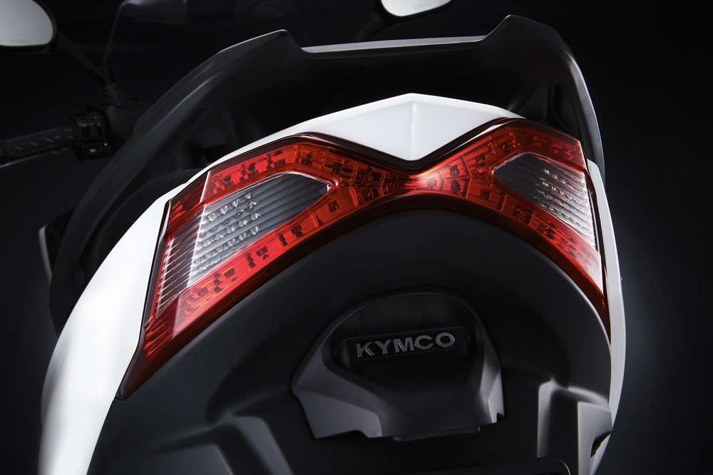 KYMCO Grand Dink, faro trasero