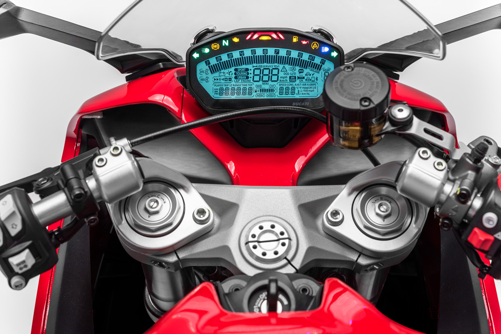 Cuadro de instrumentos de la Ducati 939 Supersport