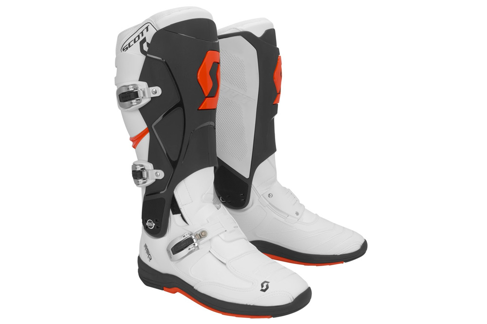 Botas moto 550 de Scott blanco y naranja