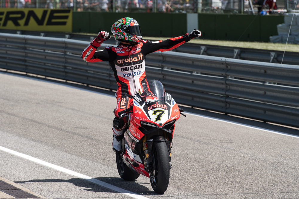 Chaz Davies, dos victorias en el Mundial SBK en Italia