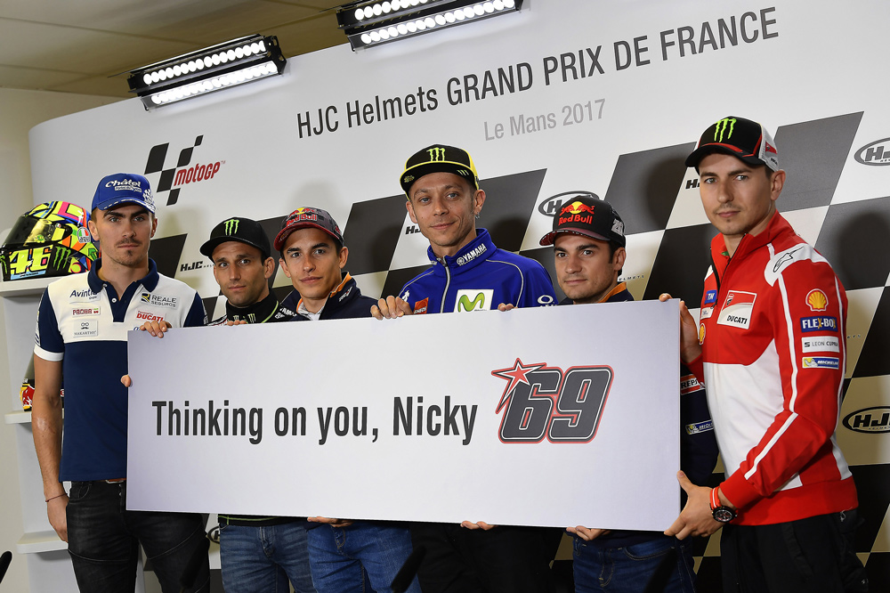 Los pilotos de MotoGP con Nicky Hayden