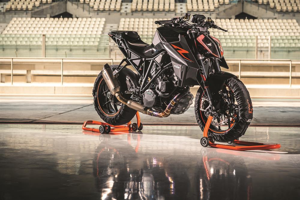 KTM Customer Racing_KTM 1290 SUPER DUKE R