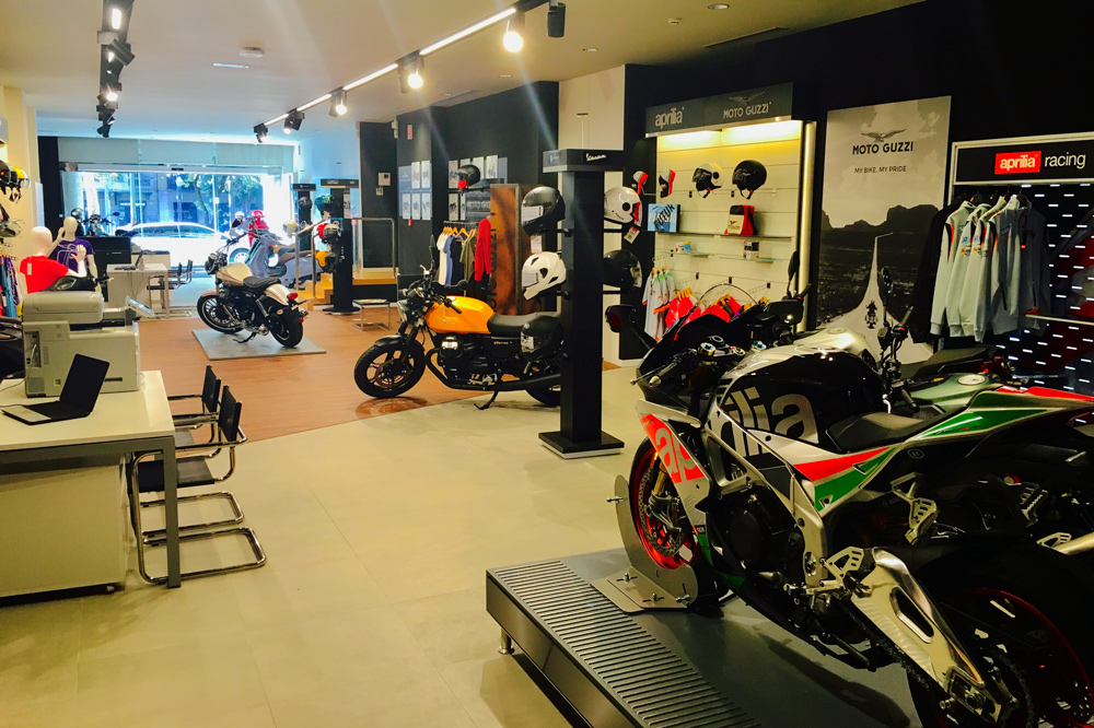 Motospacio es un concesionario Piaggio en Barcelona para las marcas Piaggio, Vespa, Moto Guzzi, Derbi y Gilera