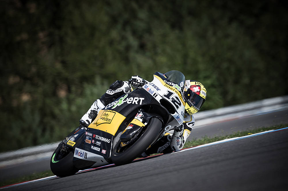 Victoria de Thomas Luthi en la carrera de Moto2 de República Checa