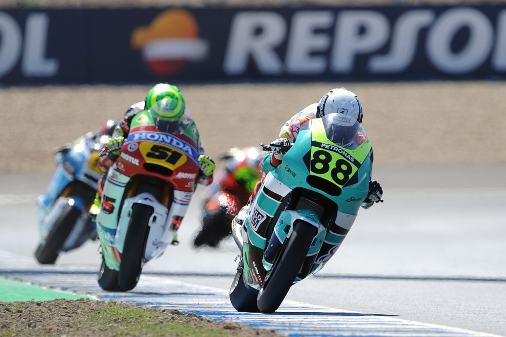 Ricky Cardús, victcoria en Moto2 en el FIM CEV Repsol