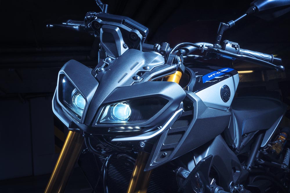 Yamaha MT 09 SP 2018, faro delantero