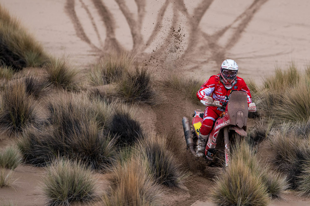 Gerard Farres se consolida como el mejor piloto español de esta edición del Rally Dakar