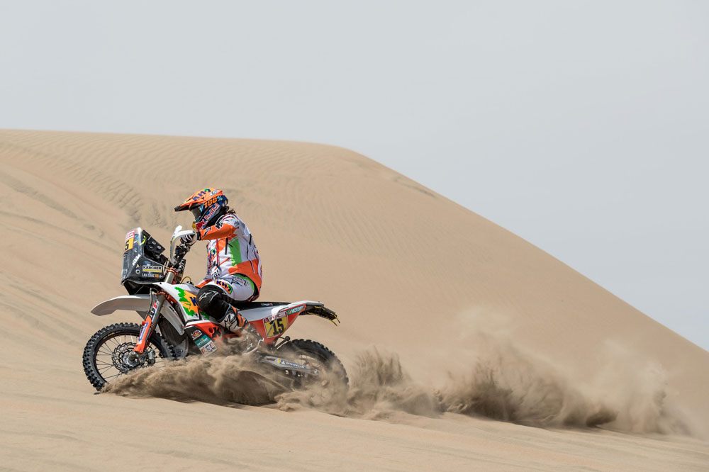 Laia Sanz volvió a estar entre los quince mejores pilotos del la quinta etapa del Rally Dakar 2018