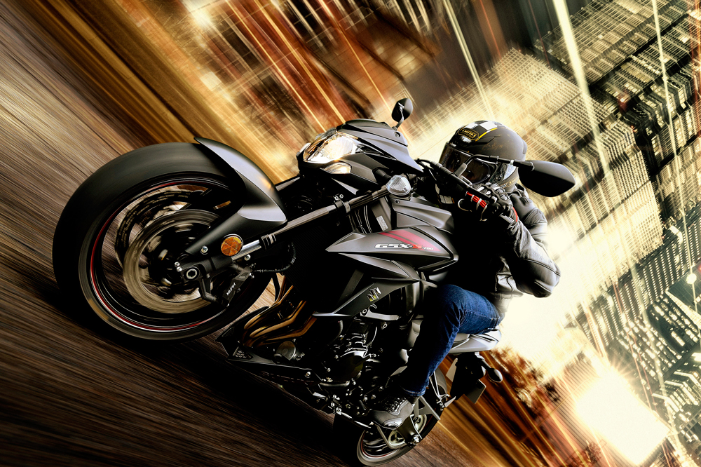 Suzuki GSX S750