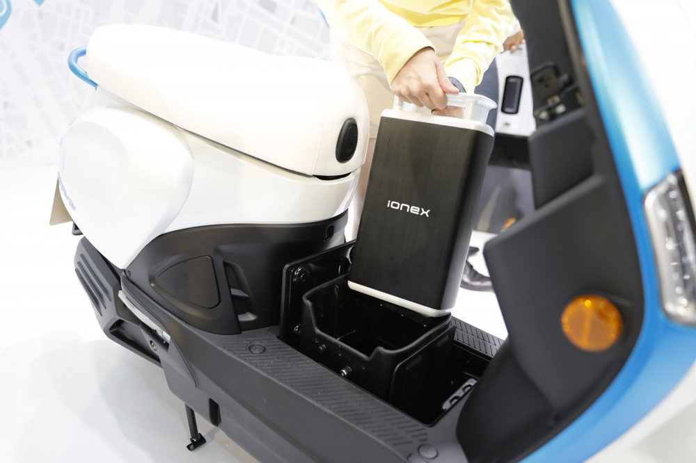 KYMCO Ionex, baterias para scooter electricos
