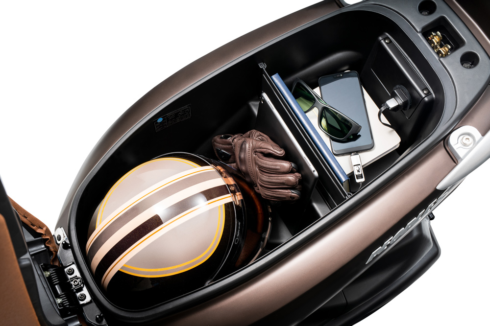 Hueco para el casco del KYMCO People S 125