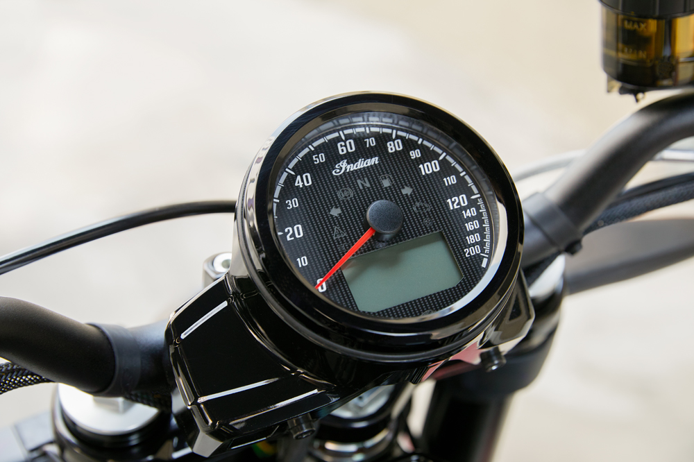 Cuadro de instrumentos de la Indian FTR 1200