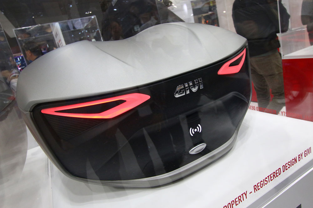 Top cage Givi apertura remota