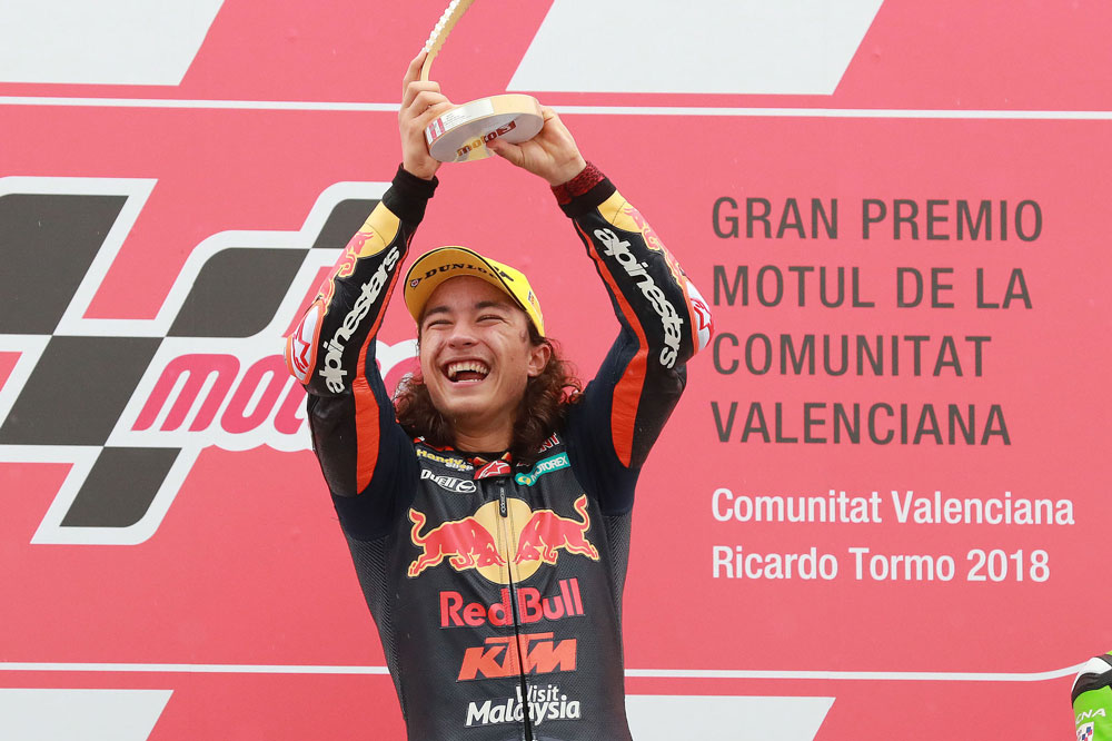 Can Oncu, el piloto más joven de la historia en ganar una carrera en Moto3