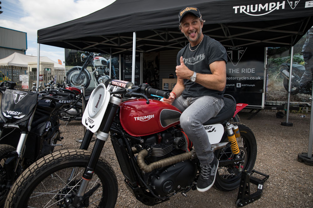 Carl Fogarty y la Triumph TFC 40