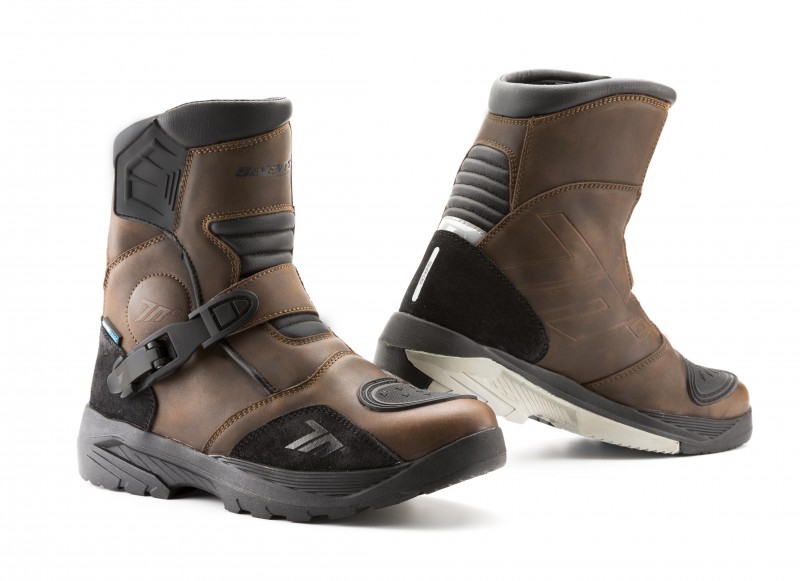 Botas Adventure SD-BA5 de Seventy Degrees marrón
