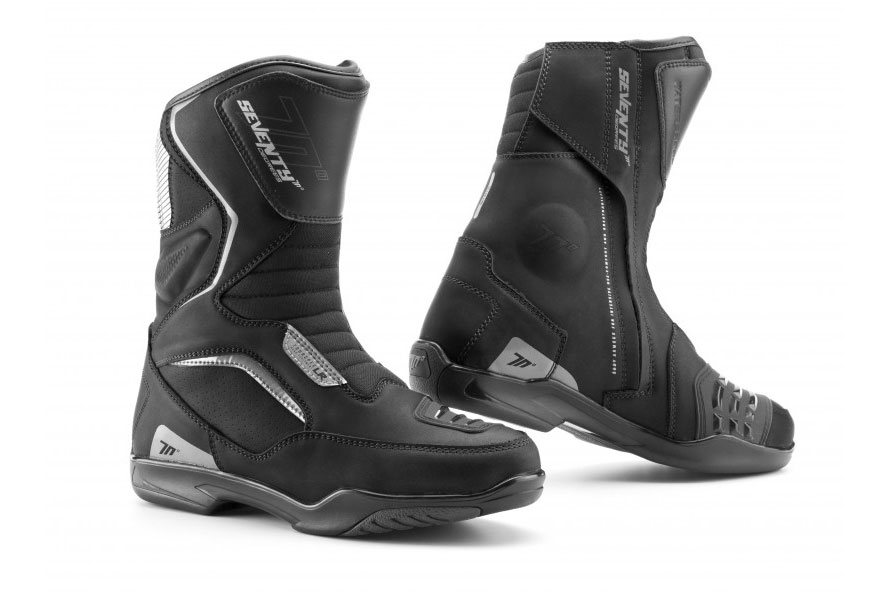 Botas BT-3 en negro de Seventy Degrees