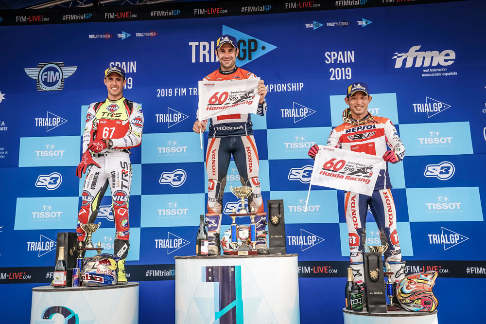Podio del Trial de La Nucia (Alicante) con Toni Bou, Adam Raga y Takahisa Fujinami