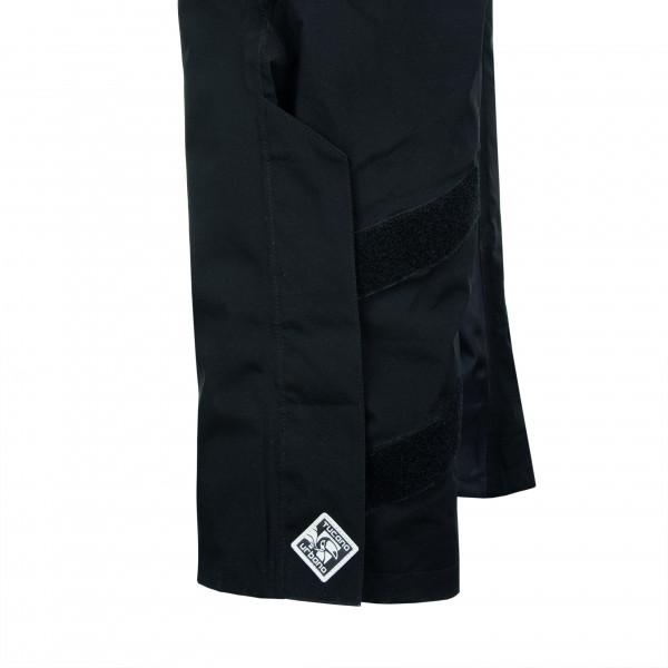 Detalle Pantalón Diluvio Pro de Tucano Urbano