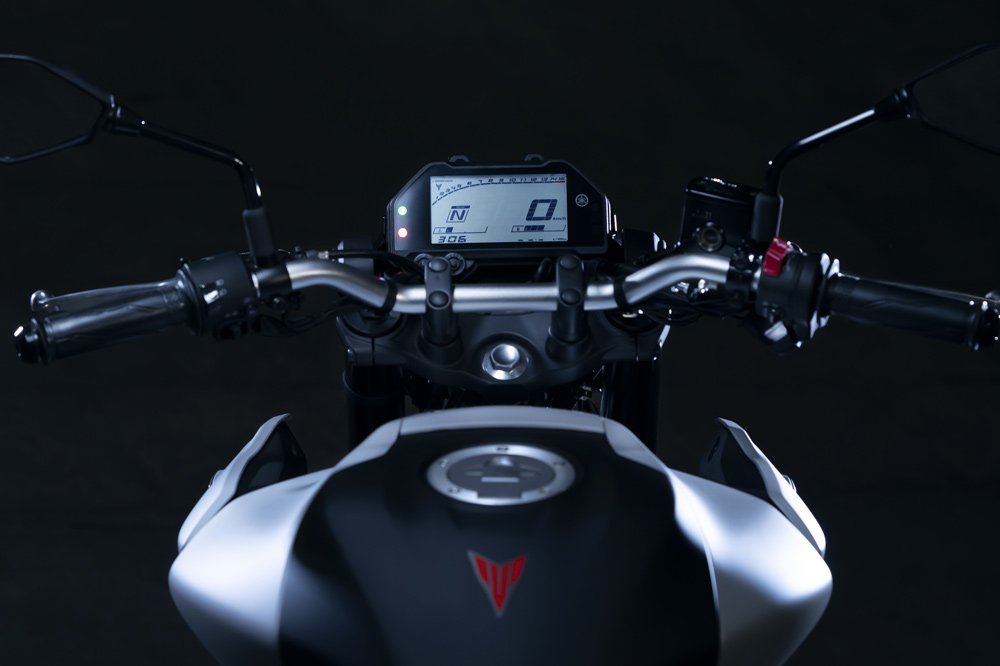 Cuadro de instrumentos de la Yamaha MT 03