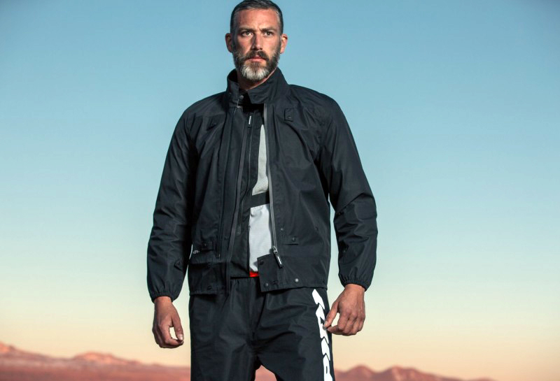 Chaqueta y pantalón Netrunner de Spidi