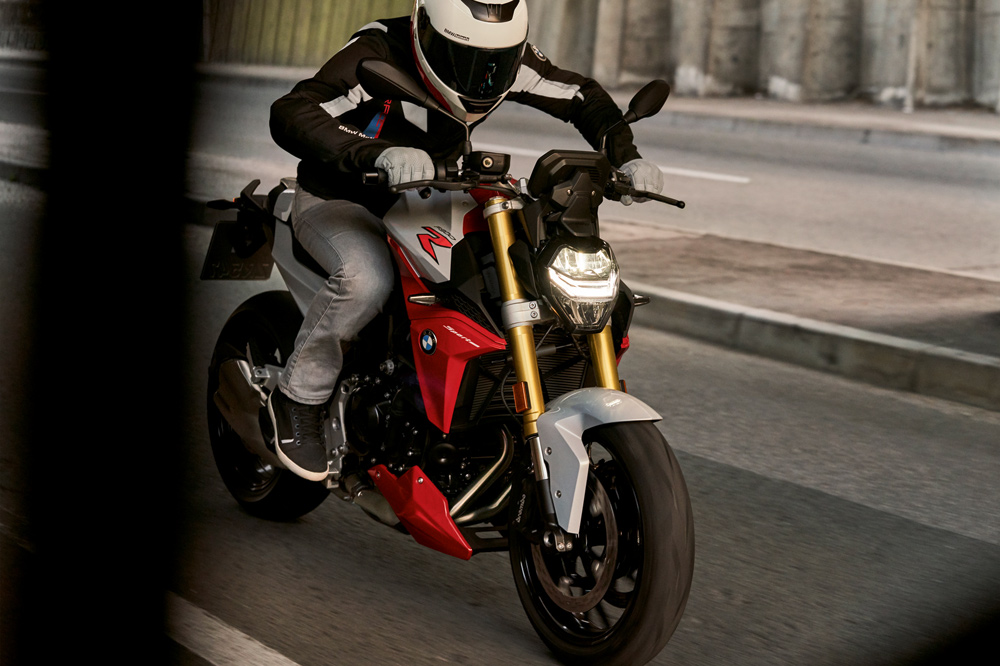 BMW F 900 R