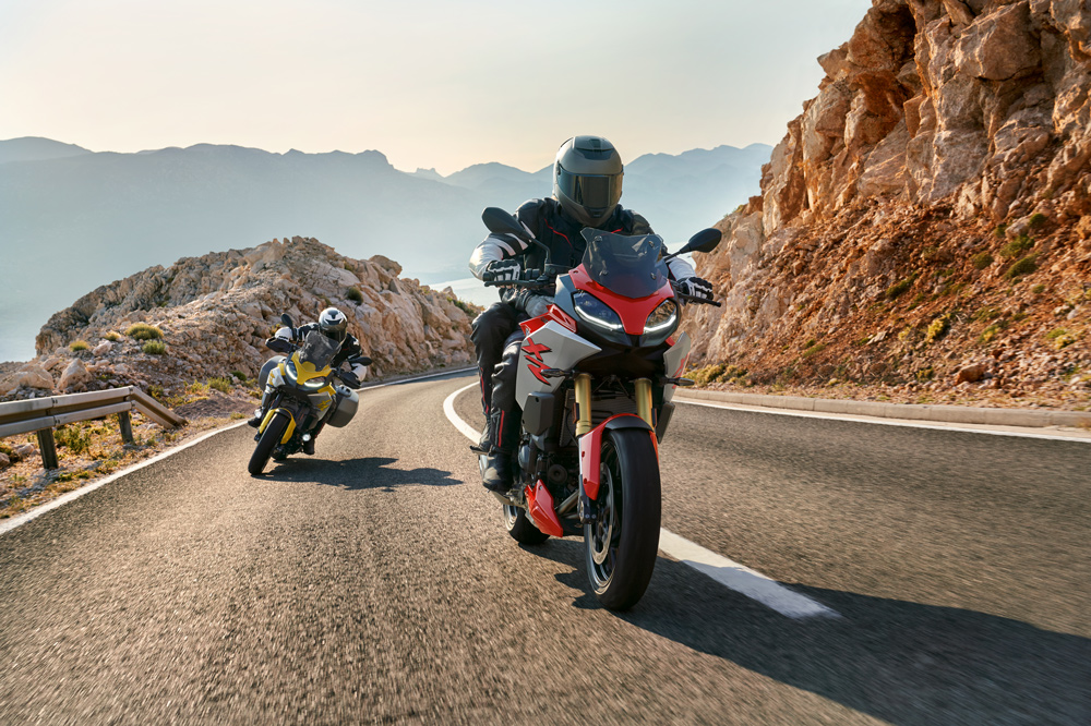 BMW F 900 XR