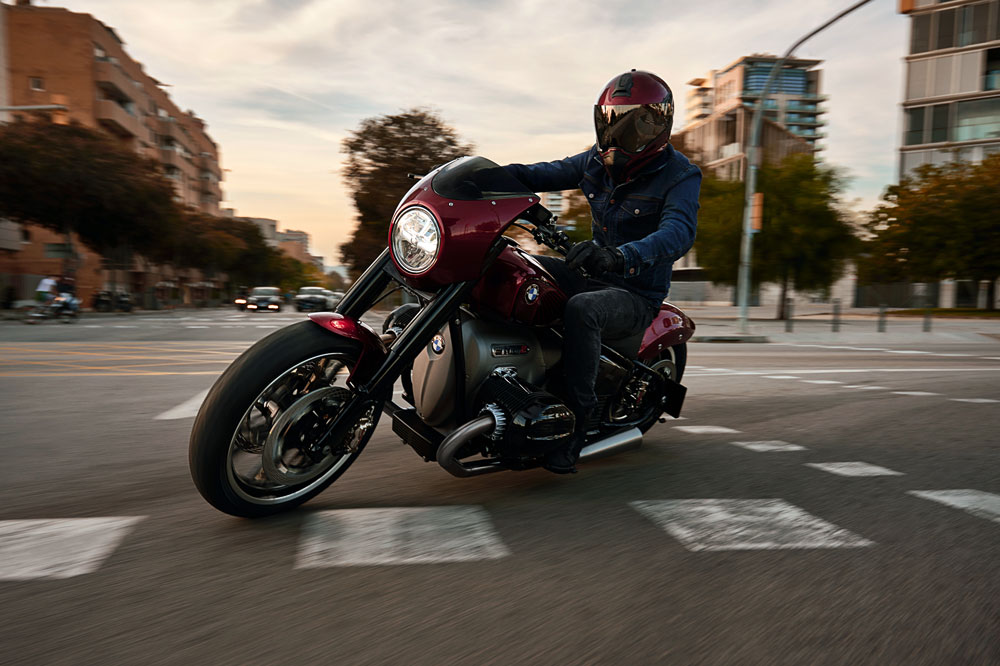 BMW R 18 Custom, con el mayor motor boxer alemán