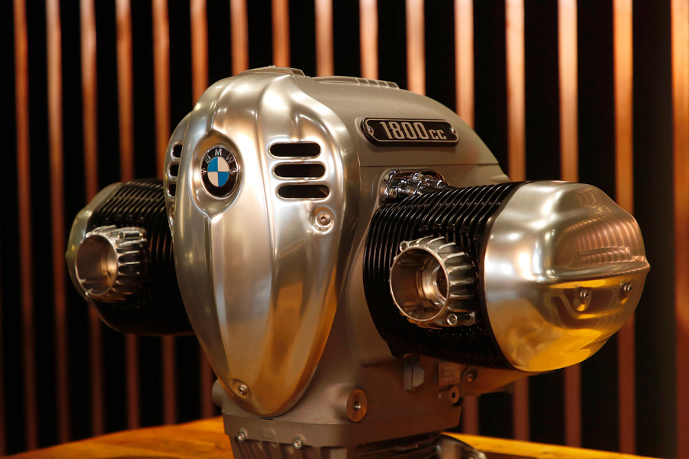 El motor boxer de la BMW R 18 será de 1.800 cc