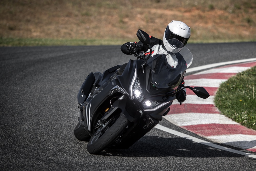 kymco AK 550