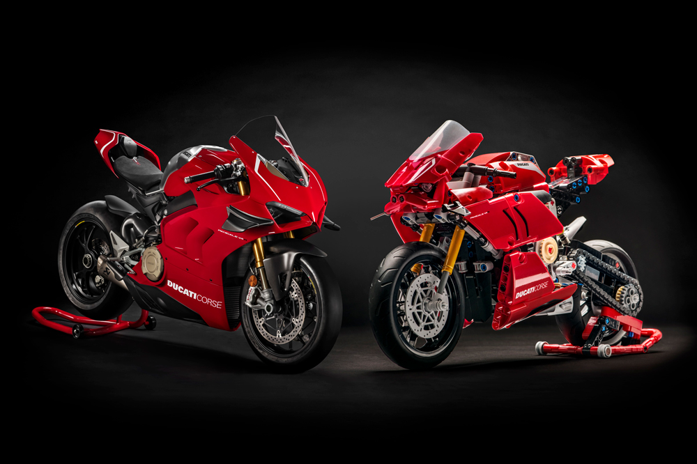 Ducati Panigale V4 R LEGO Technic
