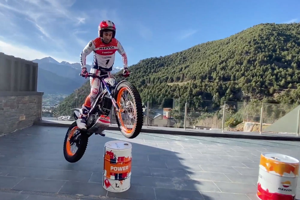 Toni Bou entrena en casa