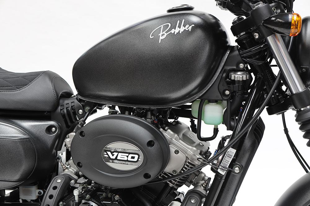 Hyosung Aquila 300 2020 Bobber