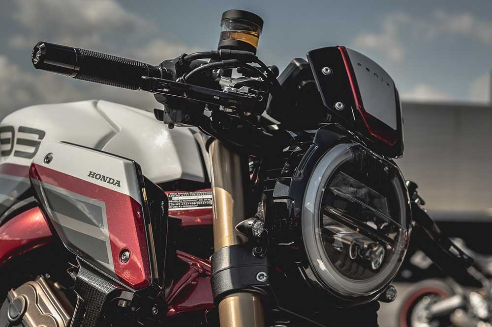 Las motos del Honda Garage Dreams Contest fueron expuestas en el Revival Cafe de Madrid