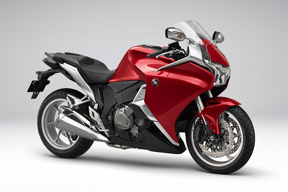 La Honda VFR 1200 F de 2010 fue la primera moto en llevar sistema semiautomático DCT