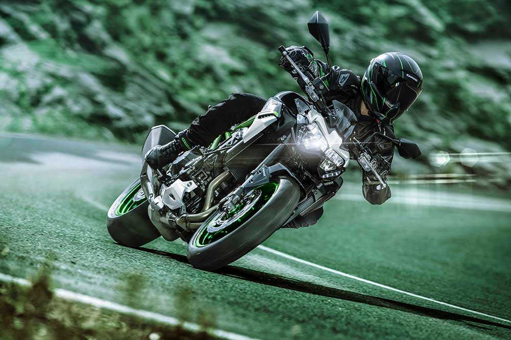 Kawasaki Z900 2021