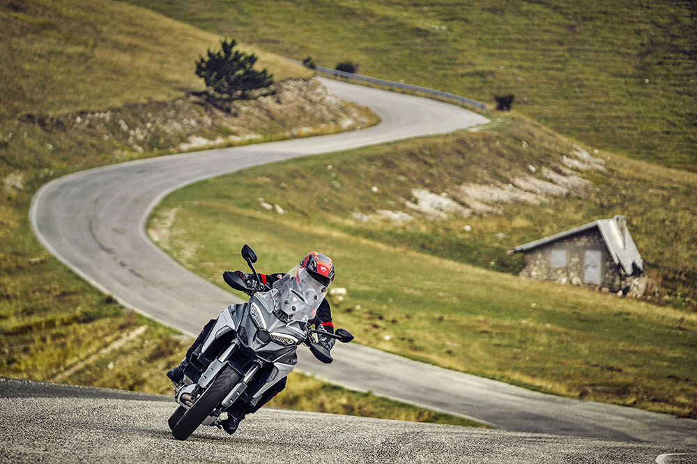 Ducati presenta la Multistrada V4 como la moto de turismo total