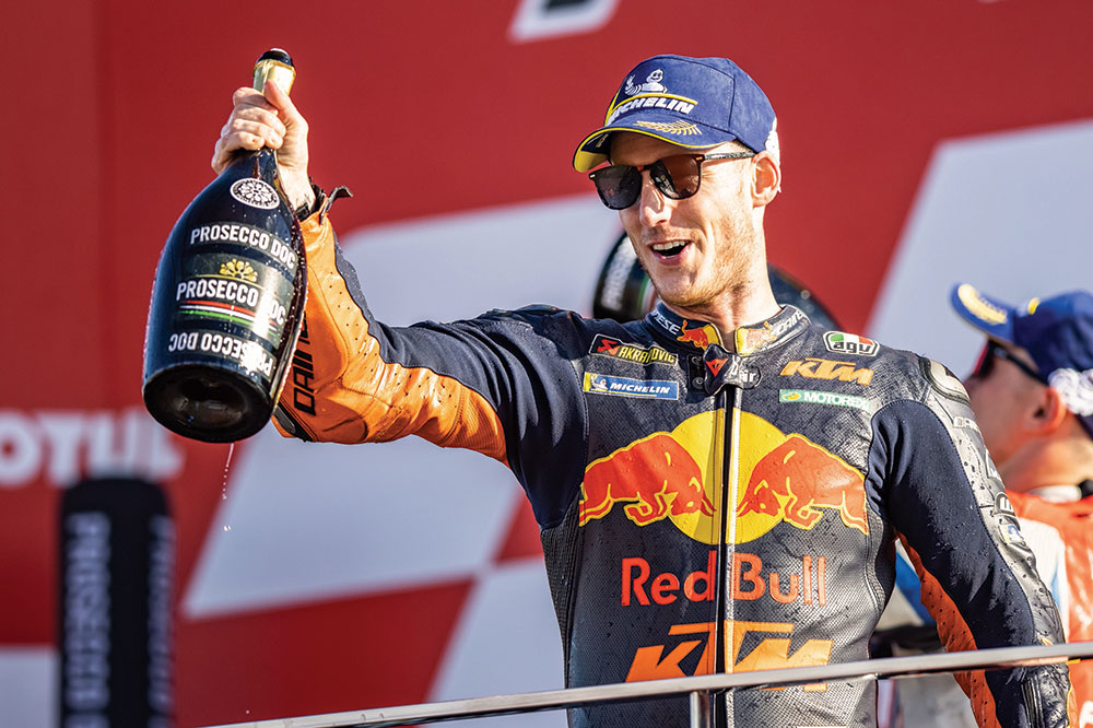 Pol Espargaró fue el mejor piloto español en el GP de Valencia, tercero