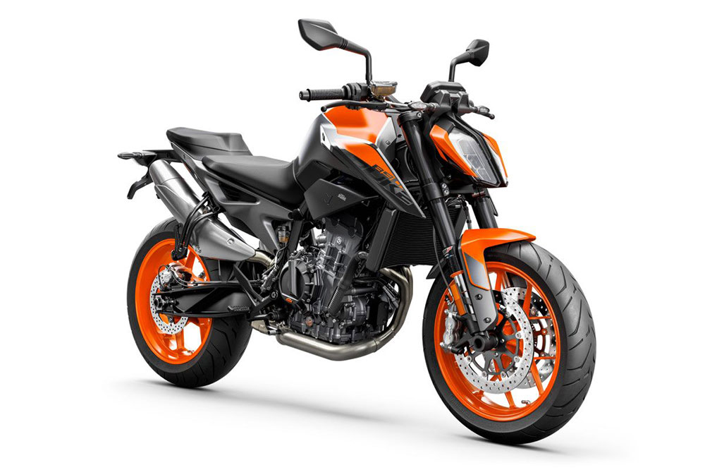 La KTM 890 viene a ocupar un puesto destacado entre las motos naked más deportivas