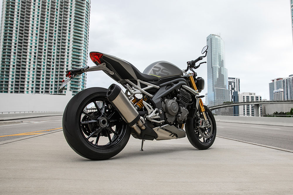 La Triumph Speed Triple RS es más compacta, si cabe, que la versión anterior