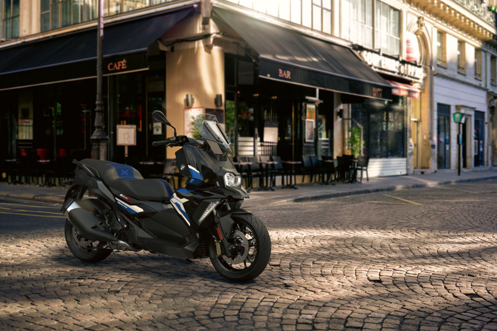 BMW C 400 X, la versión más urbana y práctica de los scooter medios de BMW