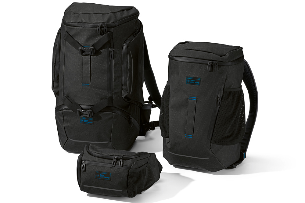 Mochilas y riñonera Black Collection de BMW