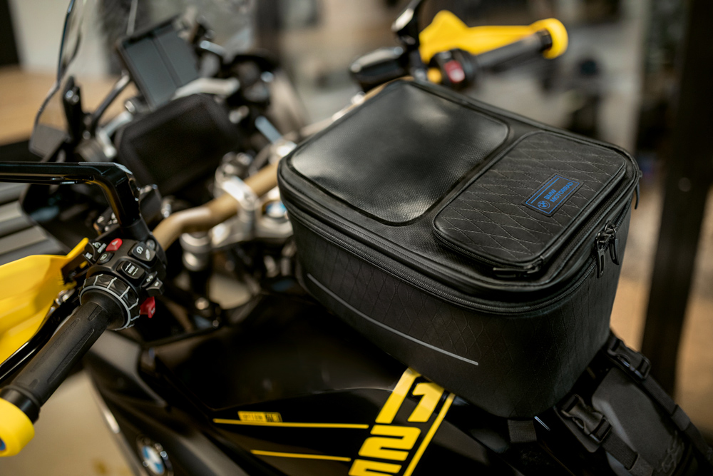 Bolsa sobredepósito Black Collection de BMW