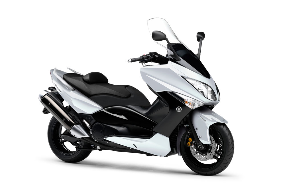 A partir de 2008 llegó la que para muchos es la mejor versión del TMax, con chasis de aluminio
