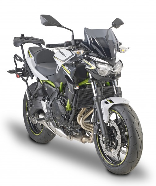Kawasaki Z650 equipada con Kappa