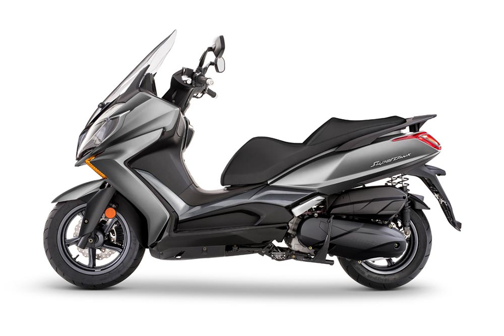KYMCO dio en el clavo con sus scooter GT de 125 y media cilindrada
