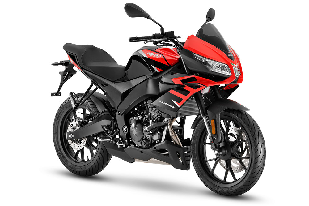 El diseño de las Aprilia Tuono y RS 125 se inspira en el de sus hermanas mayores de 660 cc.