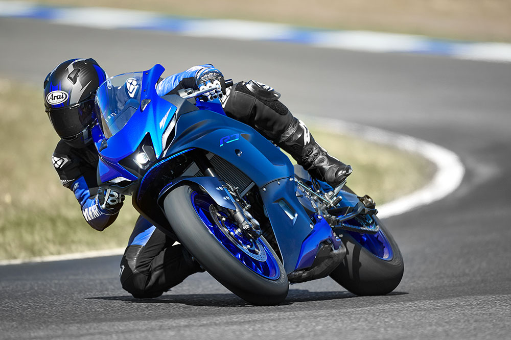 Yamaha R7 2021