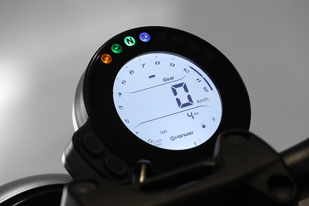 Cuadro de instrumentos de la Hanway SC 125 S