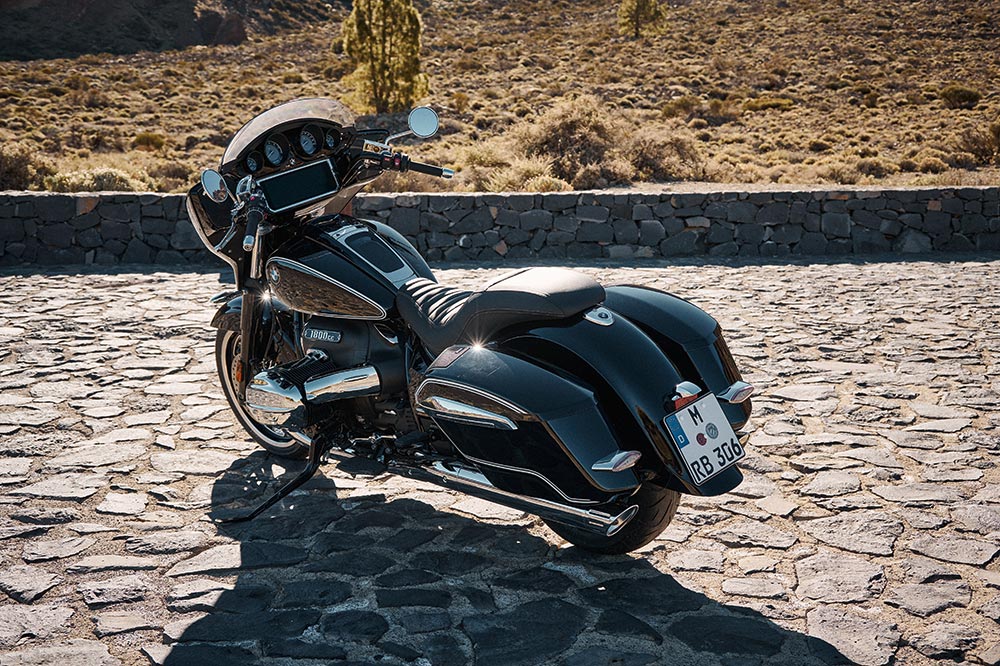 BMW busca sensaciones muy puras en sus motos custom